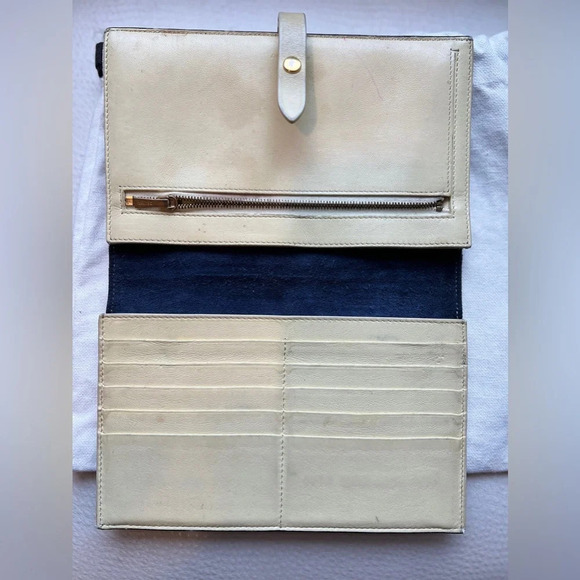 Celine Large Strap Wallet Grained Calfskin - Picture 5 of 7